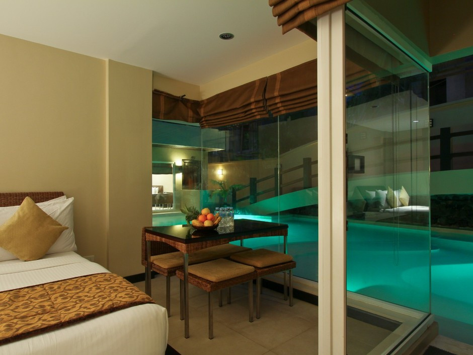 Two Seasons Resort 4*