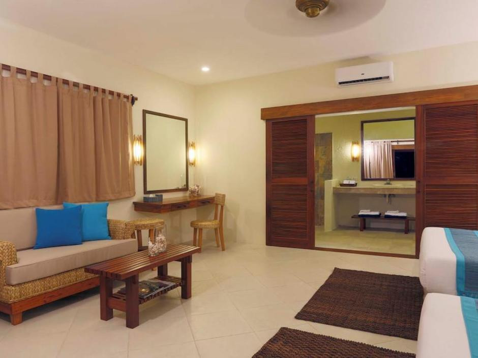 Sumilon Bluewater 4*