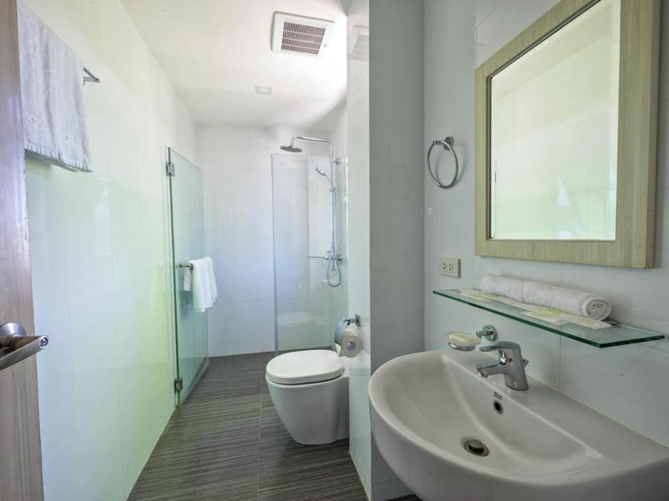 Lime Hotel Boracay 3*