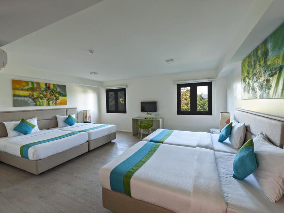 Lime Hotel Boracay 3*