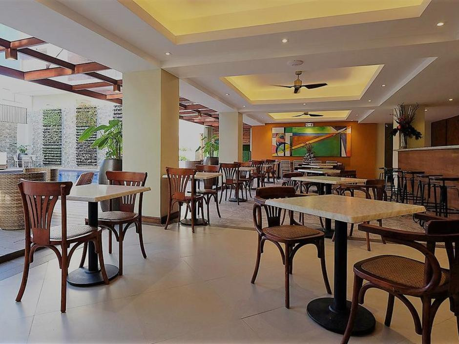 Altabriza Resort Boracay 4*