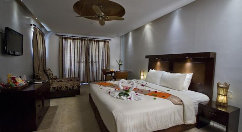 Ambassador In Paradise Resort 4*