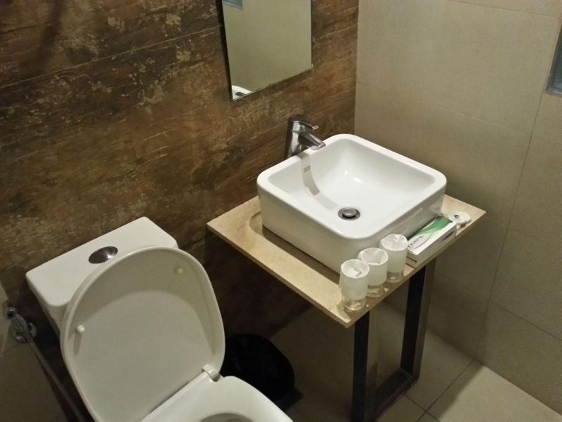 Eurotel Makati 3*