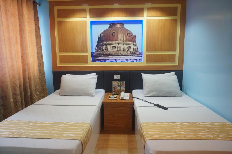 Eurotel Makati 3*