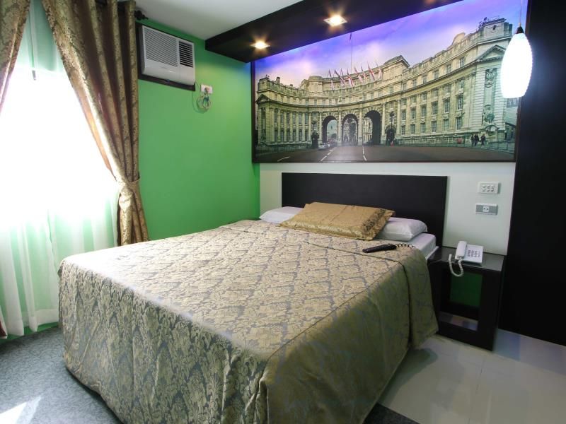 Eurotel Makati 3*