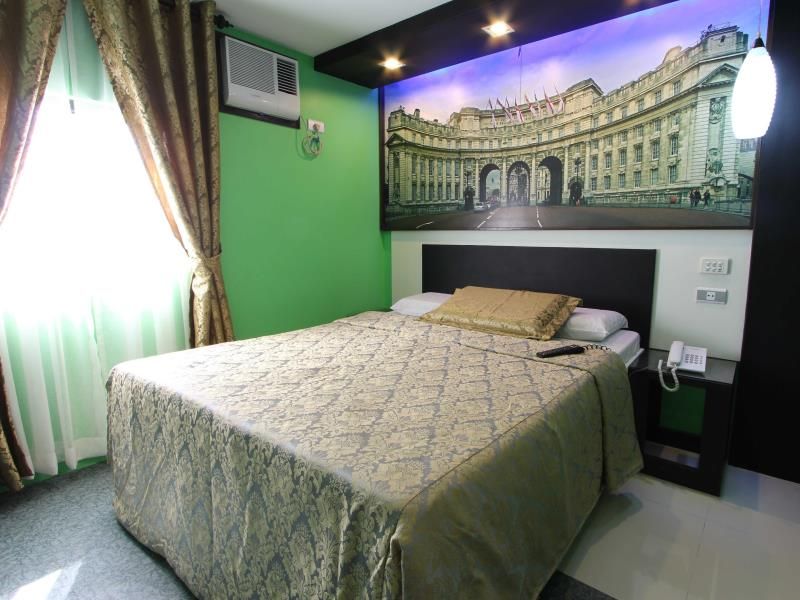Eurotel Makati 3*