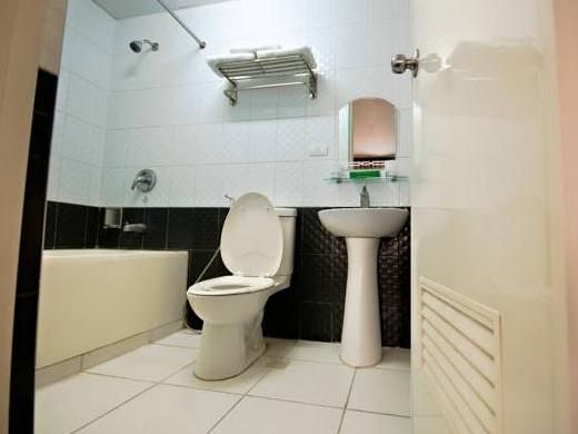 Eurotel Makati 3*