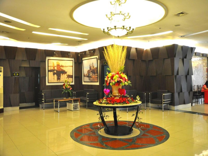 Eurotel North Edsa 3*