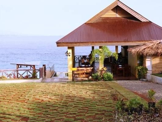 La Veranda Beach Resort & Restaurant 2*