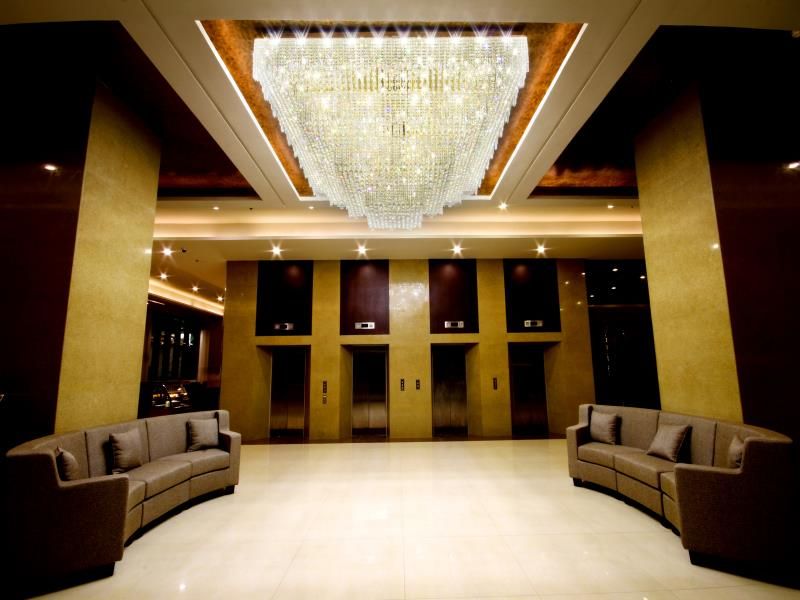 Mandarin Plaza 3*