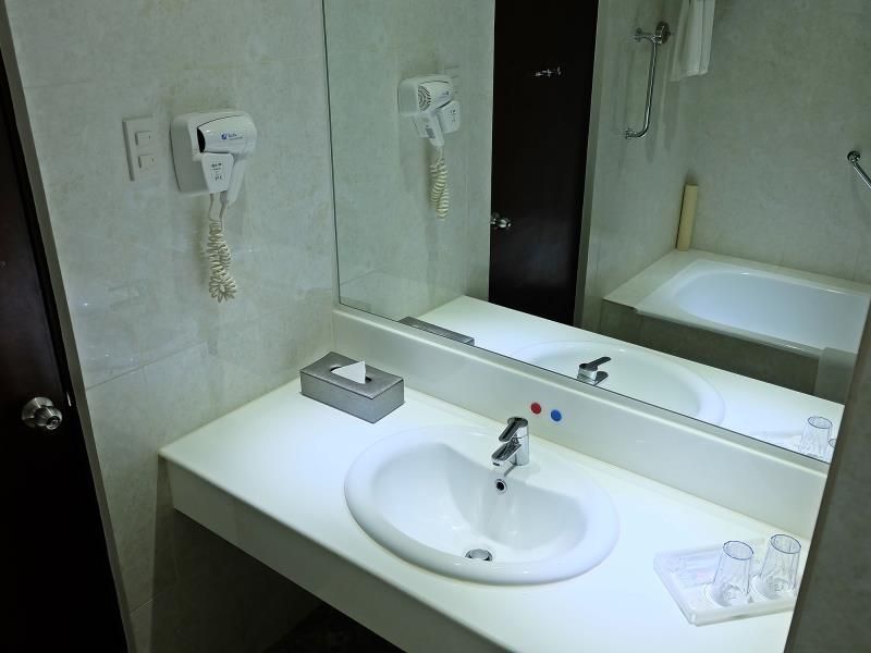 Mandarin Plaza 3*