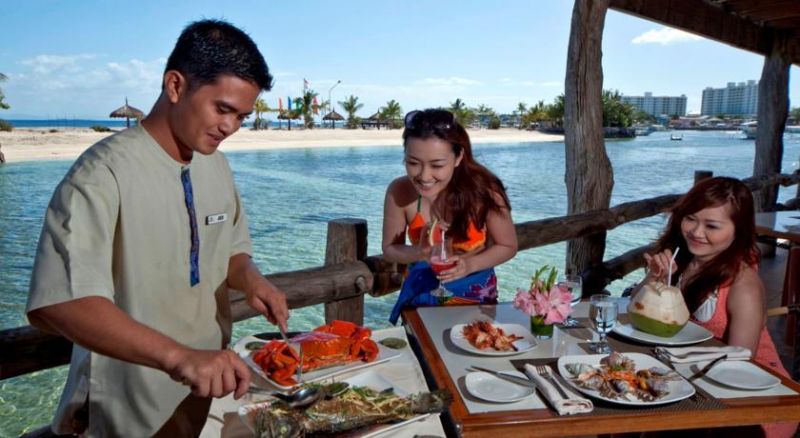 Maribago Bluewater Resort 4*