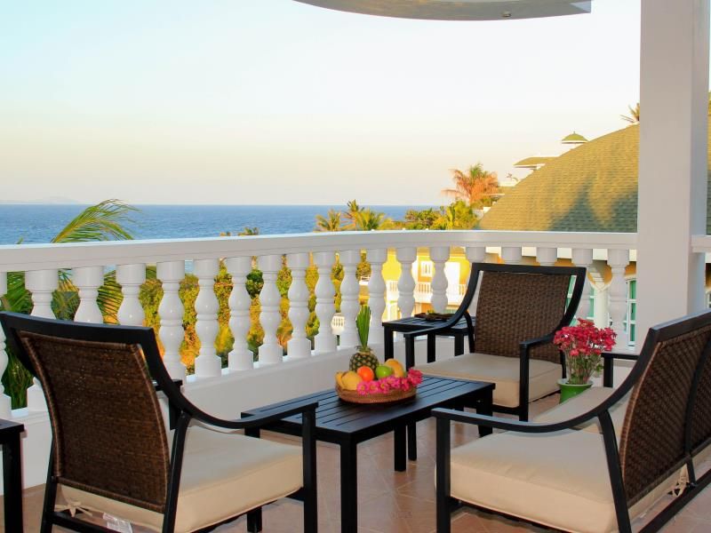 Monaco Suites De Boracay 5*