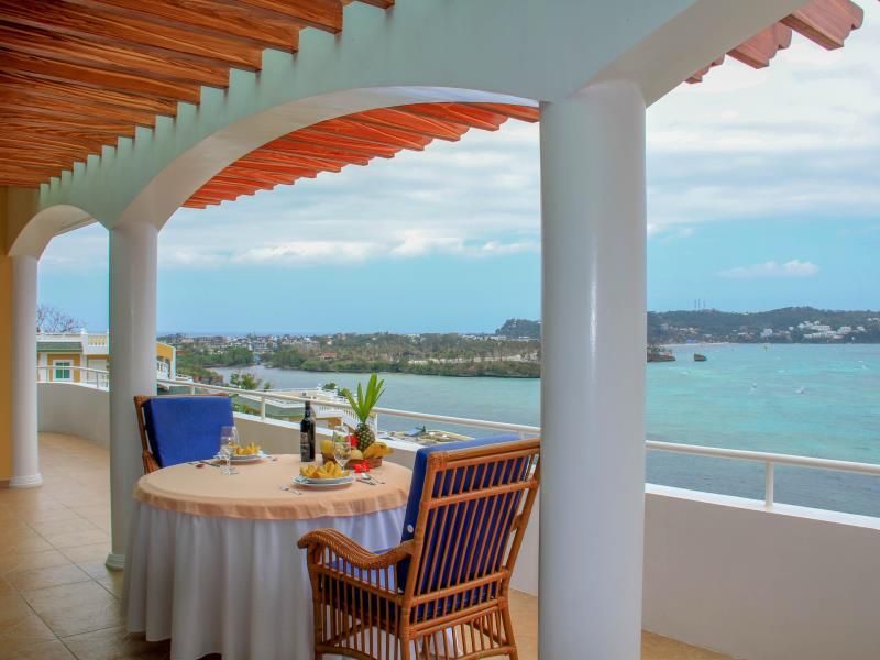 Monaco Suites De Boracay 5*