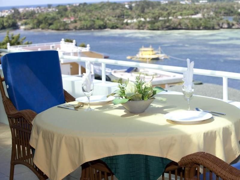 Monaco Suites De Boracay 5*