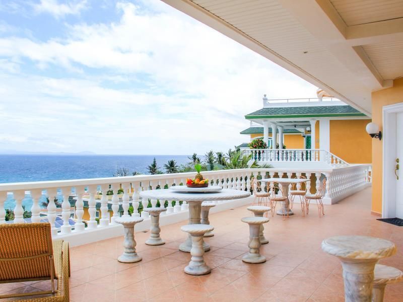 Monaco Suites De Boracay 5*