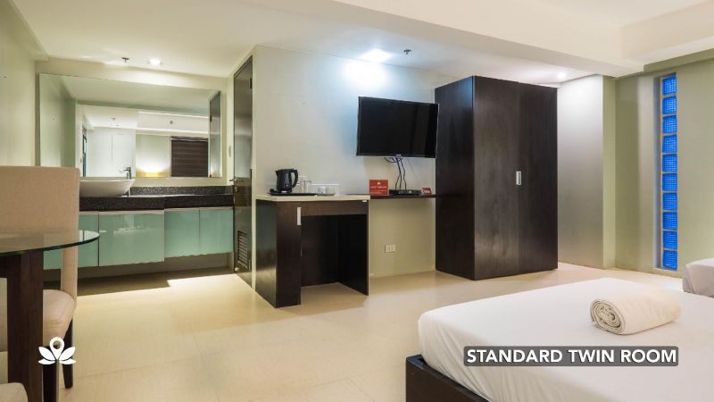 Palm Rock Residences 3*