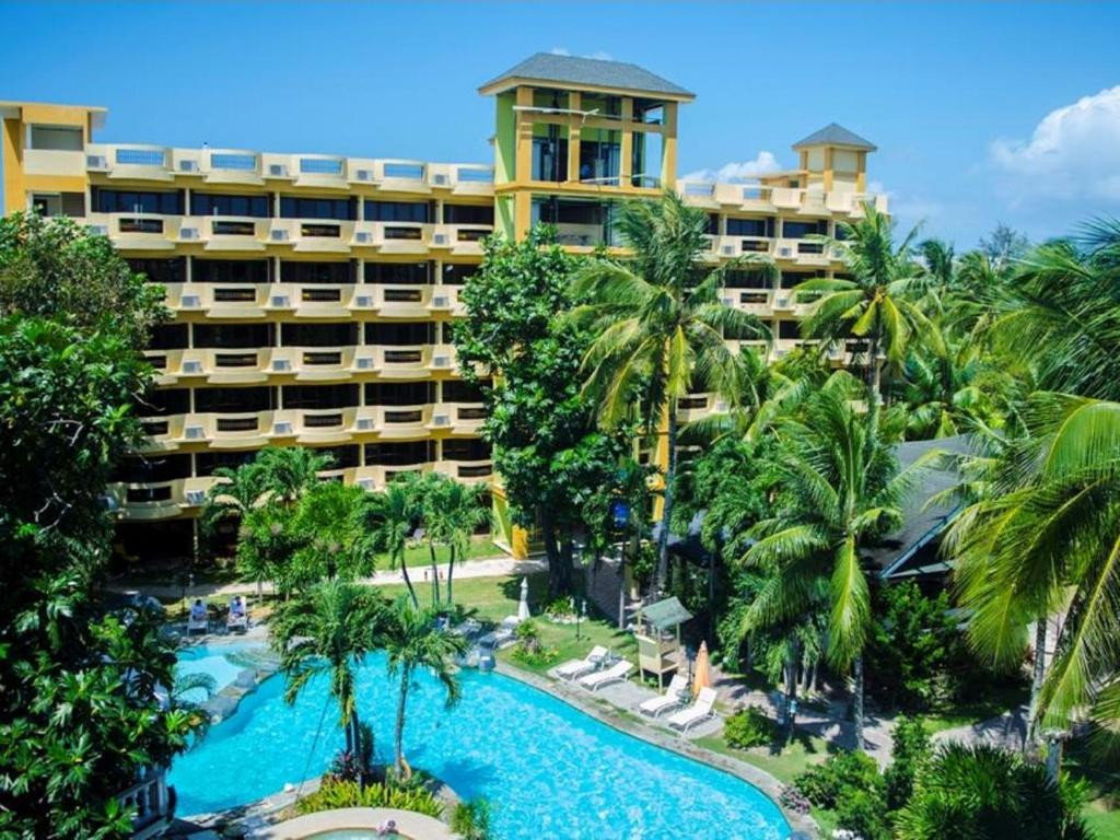 Paradise Garden Hotel & Convention Center 4*