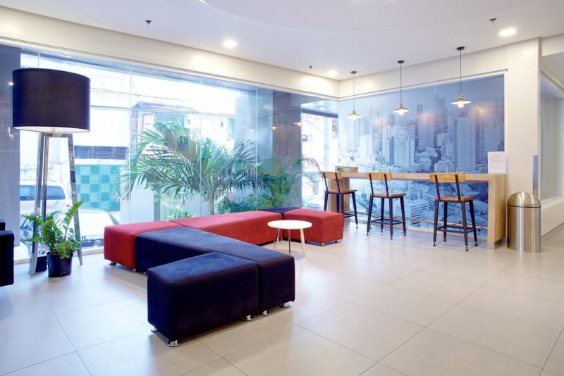 Red Planet Makati Manila 2*