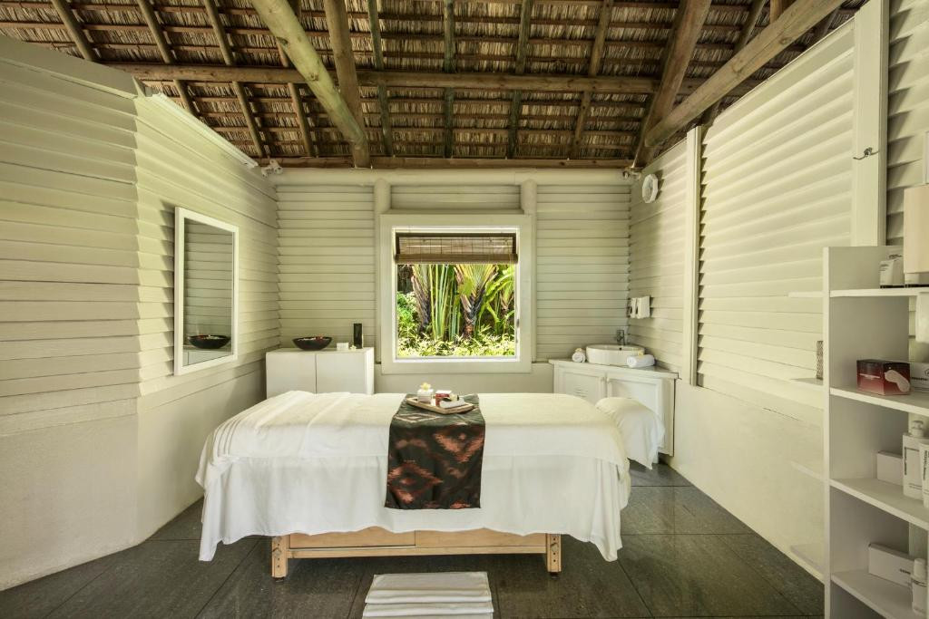 Ambre Mauritius Adults Only 16+ 4*