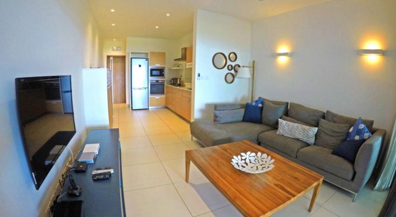 Latitude Apart 4*