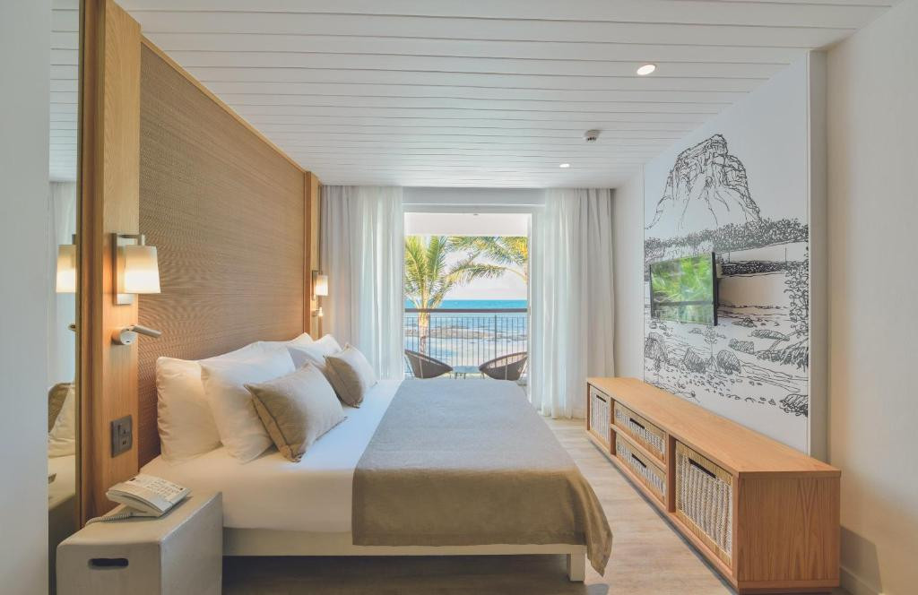 Canonnier Beachcomber Golf Resort & Spa 4*