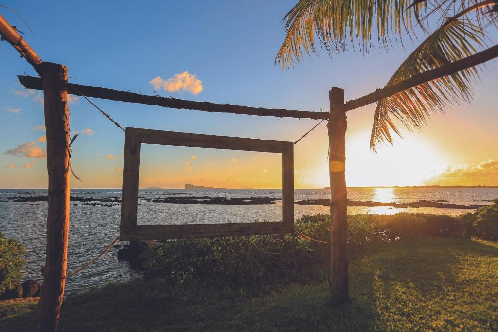 Canonnier Beachcomber Golf Resort & Spa 4*