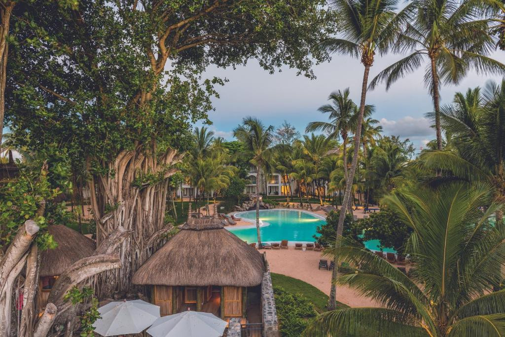Canonnier Beachcomber Golf Resort & Spa 4*