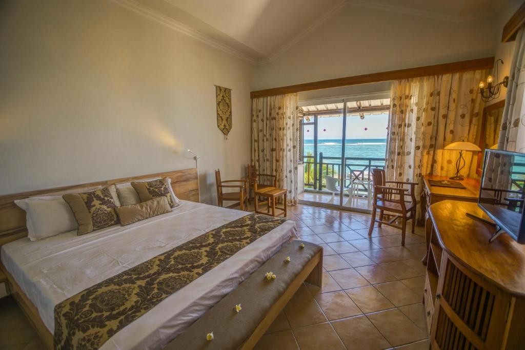 Le Peninsula Bay Beach Resort & Spa 3*