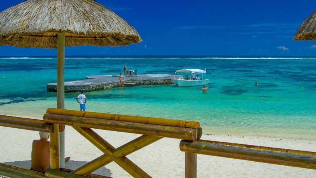 Le Peninsula Bay Beach Resort & Spa 3*