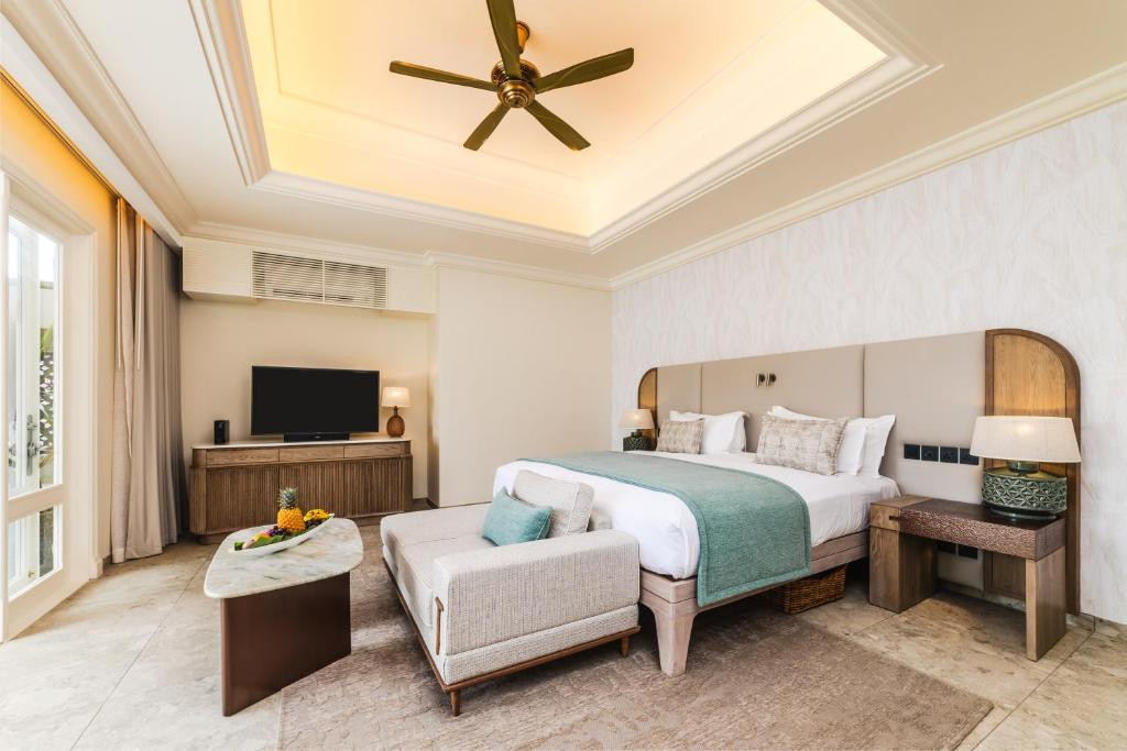 Maradiva Villas Resort & Spa 5*
