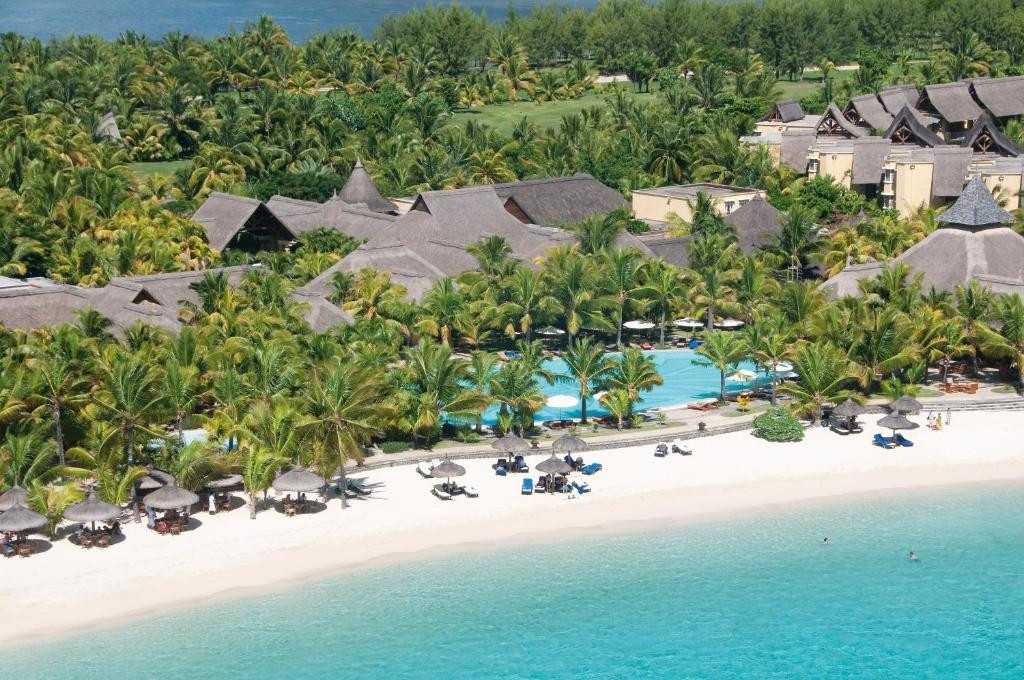 Paradis Beachcomber Golf Resort & Spa 5*
