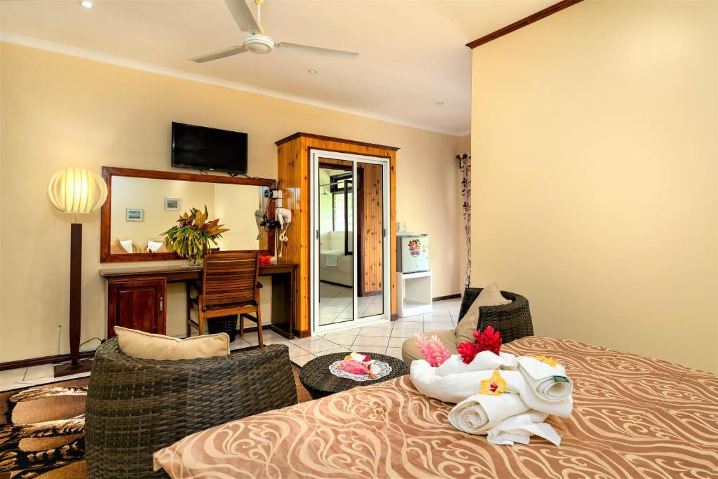 Carana Hilltop Villa 4*