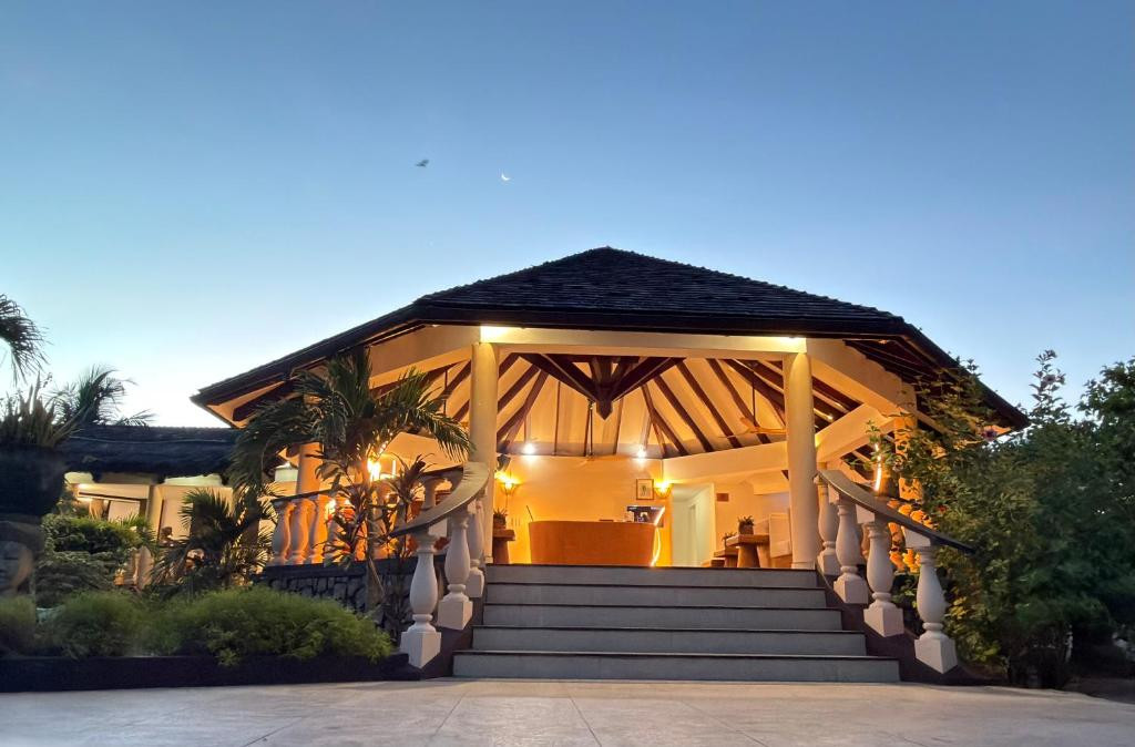 Castello Beach 4*