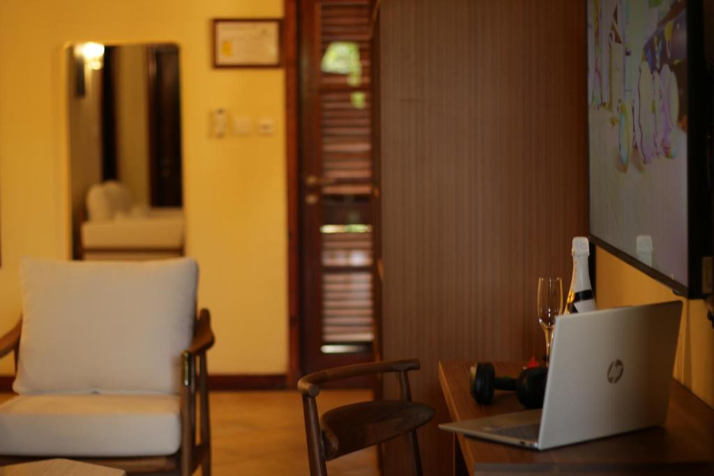 Castello Beach 4*