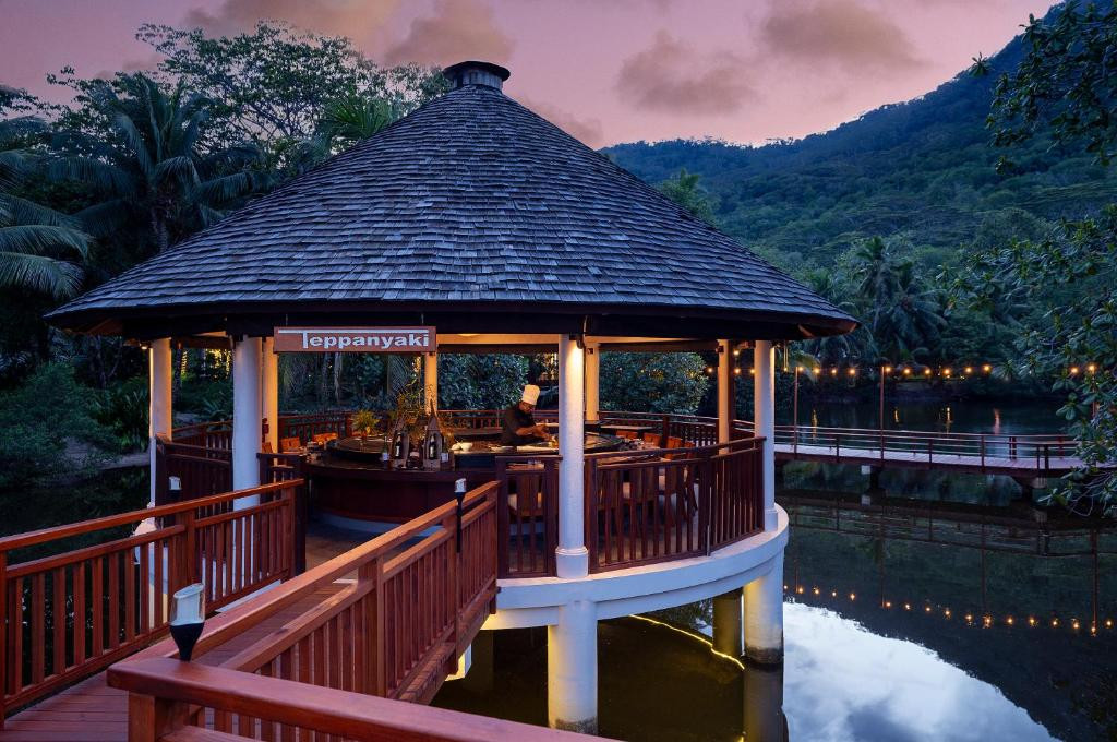 Niva Labriz Seychelles (Ex. Labriz Silhouette Seychelles) 5*