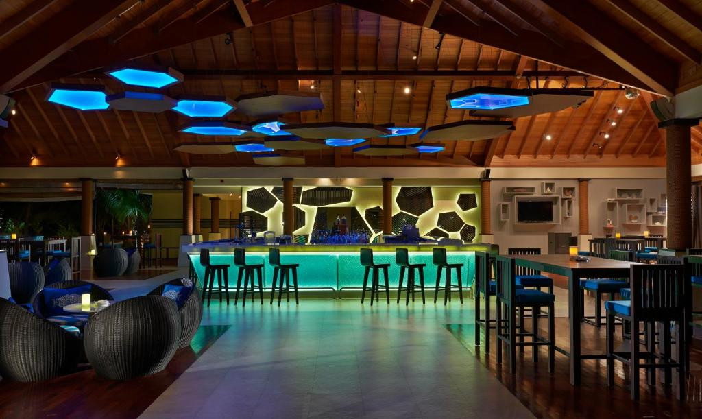 Niva Labriz Seychelles (Ex. Labriz Silhouette Seychelles) 5*
