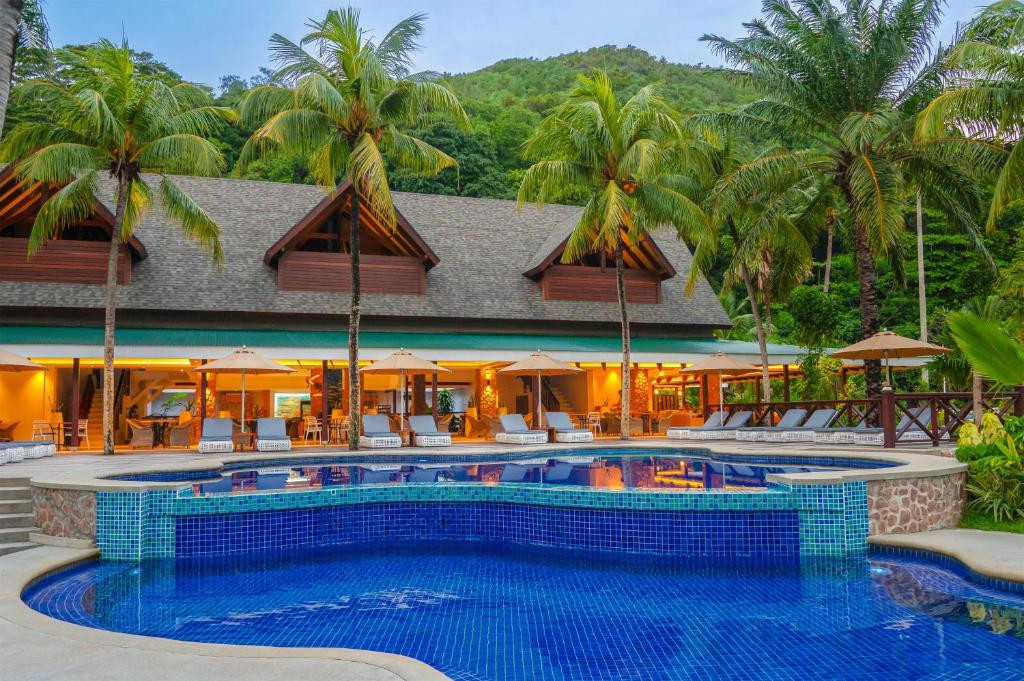 Paradise Sun 4*