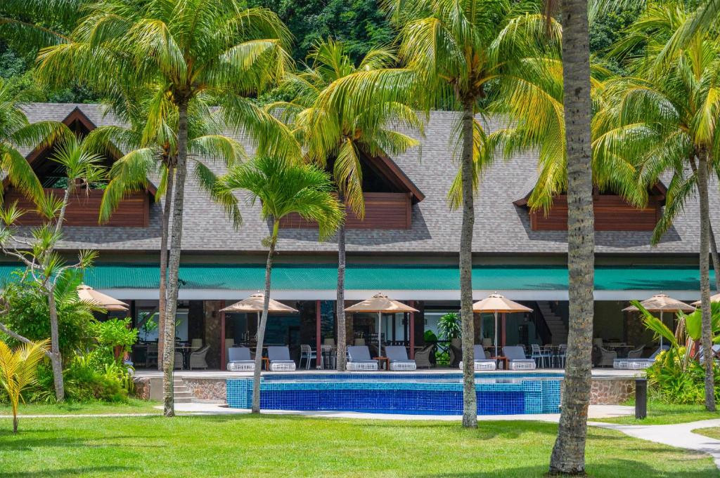 Paradise Sun 4*