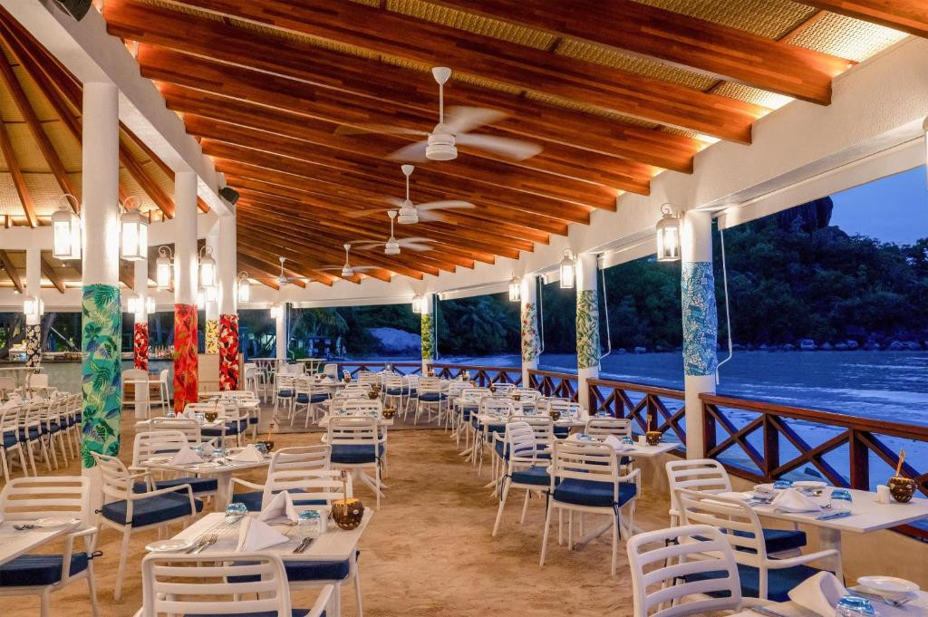 Paradise Sun 4*