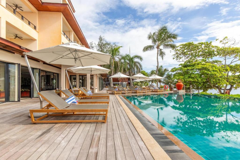 Doubletree By Hilton Seychelles Allamanda Resort & Spa 4*