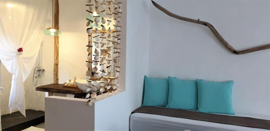 Bliss Hotel Praslin 3*