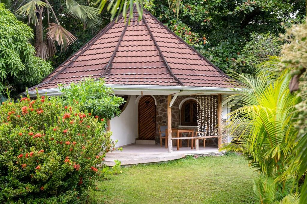 Bliss Hotel Praslin 3*