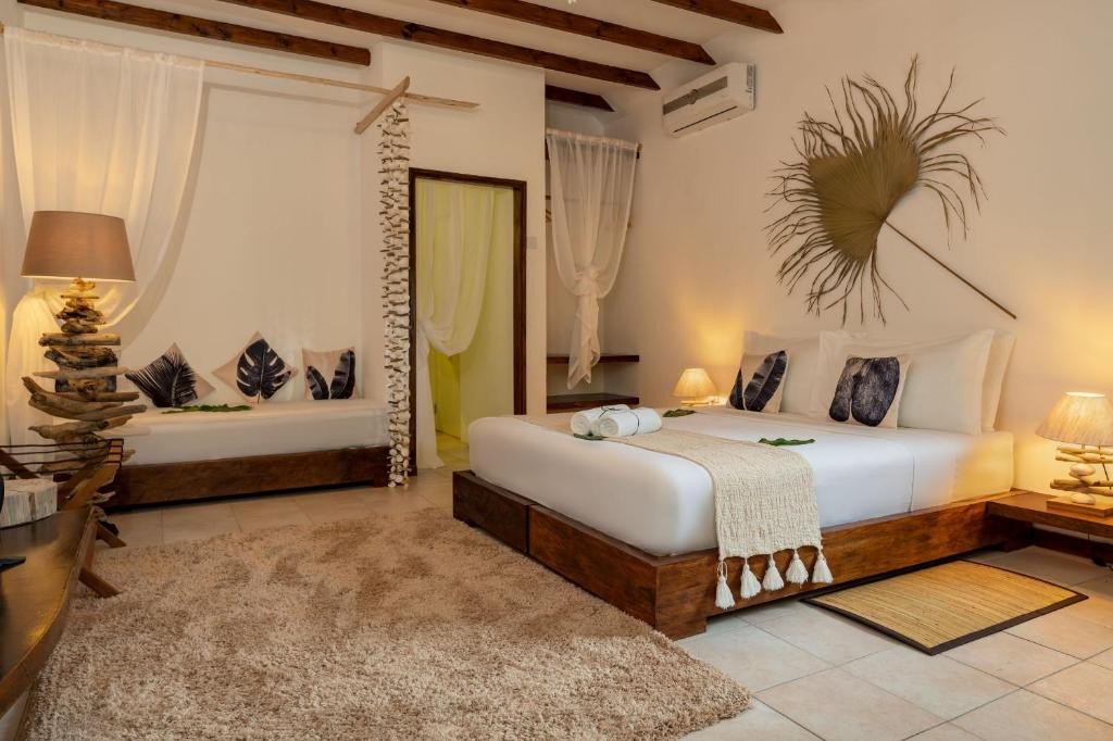 Bliss Hotel Praslin 3*