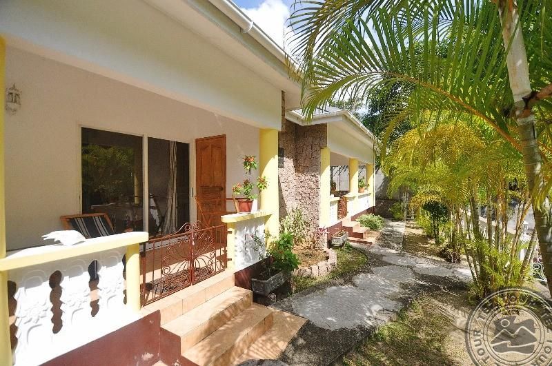 Acquario Self Catering Apartments Guest House 3*