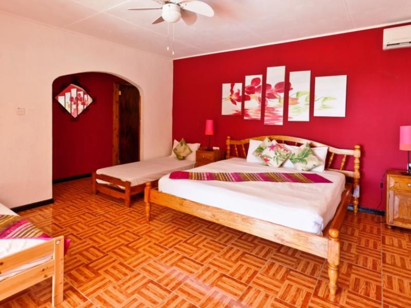 Albizia Lodge Apt 3*