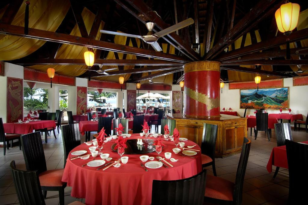 Berjaya Beau Vallon Bay Resort & Casino 4*