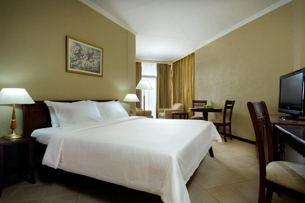 Berjaya Beau Vallon Bay Resort & Casino 4*