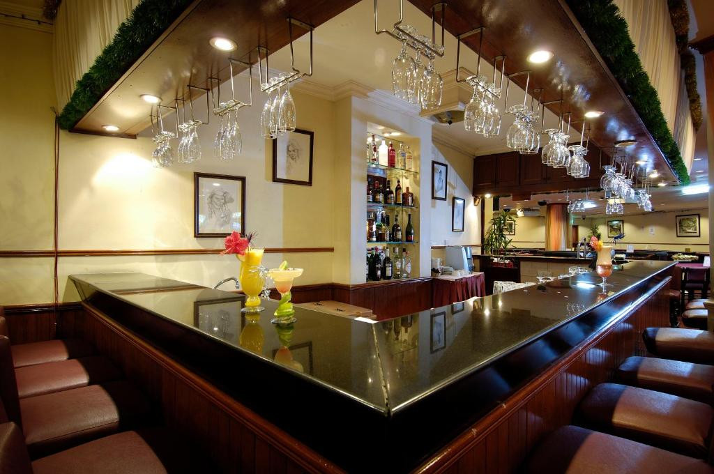 Berjaya Beau Vallon Bay Resort & Casino 4*