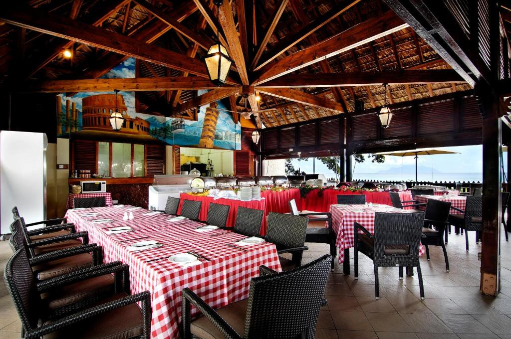 Berjaya Beau Vallon Bay Resort & Casino 4*